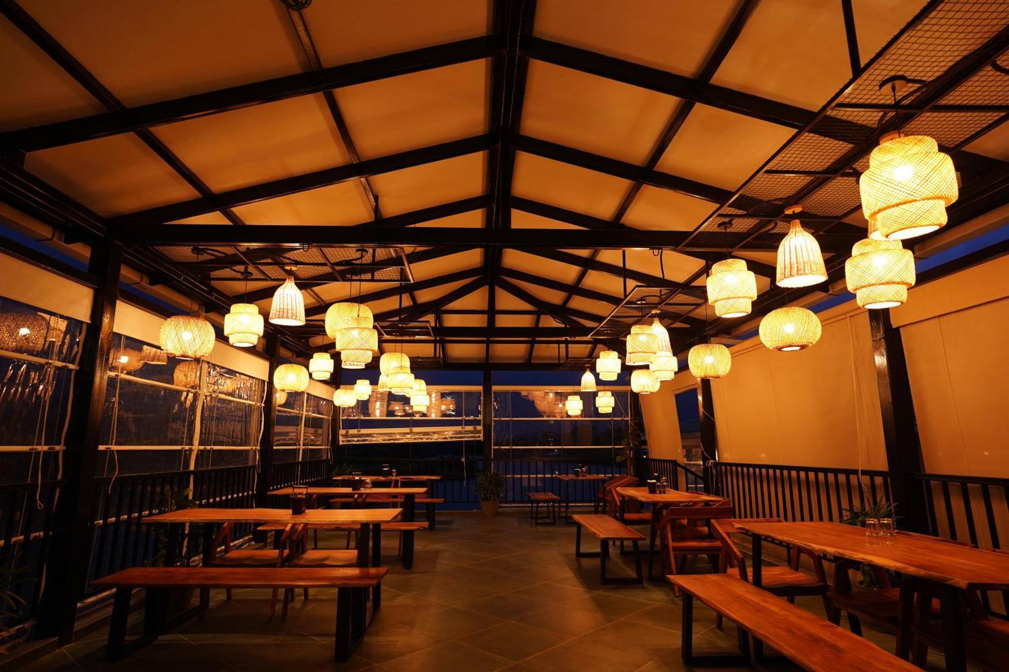 The Boat Club,Karjat Hotel Kültér fotó